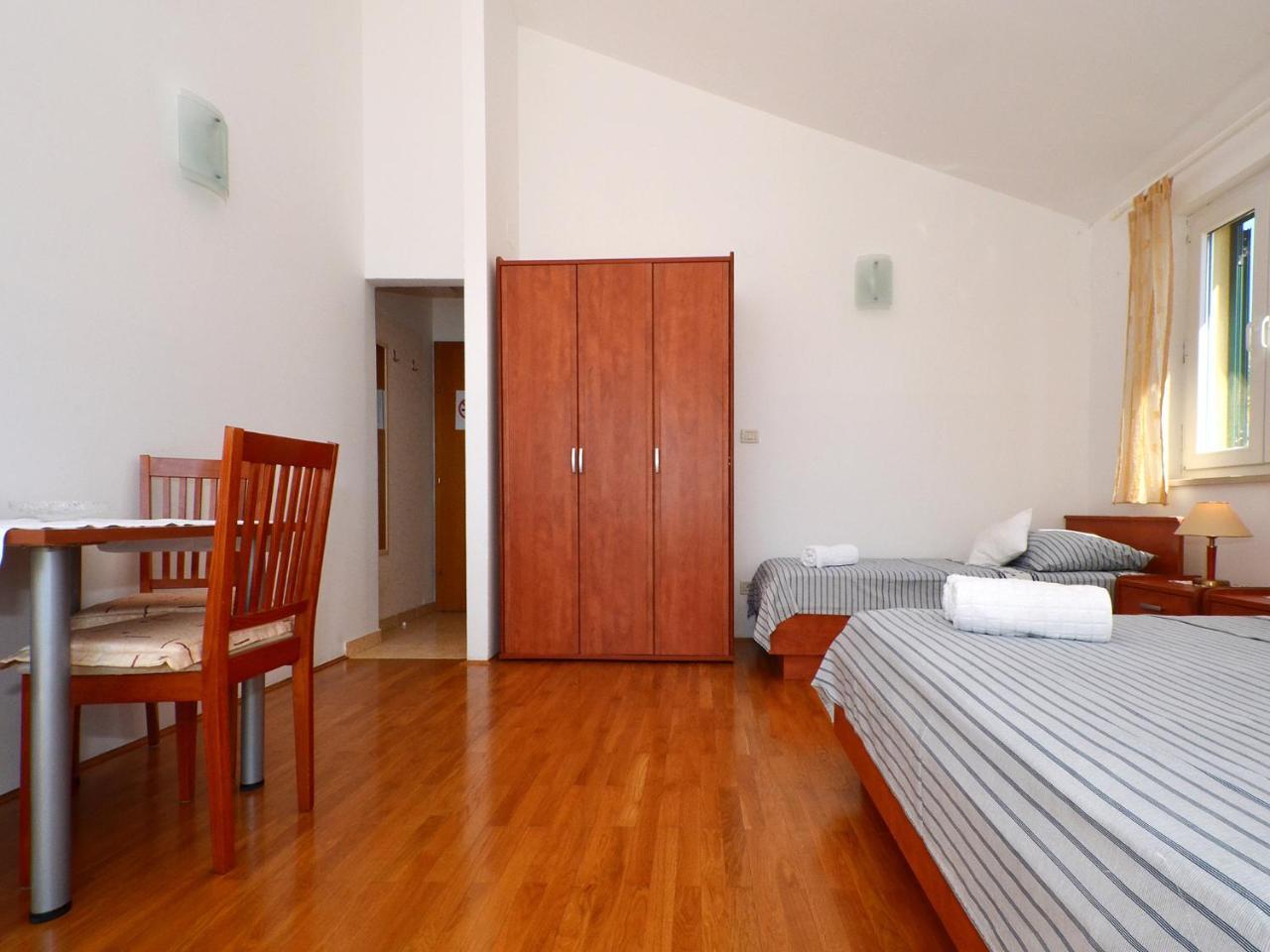 Apartments Nera Podstrana Dış mekan fotoğraf